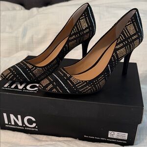 INC International Concepts Black and Gold Patterned Heels